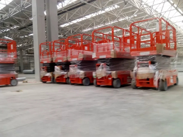 液壓升降機(jī) 簡解答液壓升降機(jī)的幾個常見問題